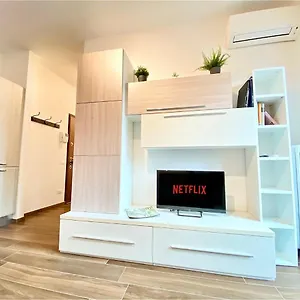 5 Minuti Dall'istituto Ortopedico Galeazzi - Silenzioso Con Cucina, Wifi E Netflix , Milano Italia